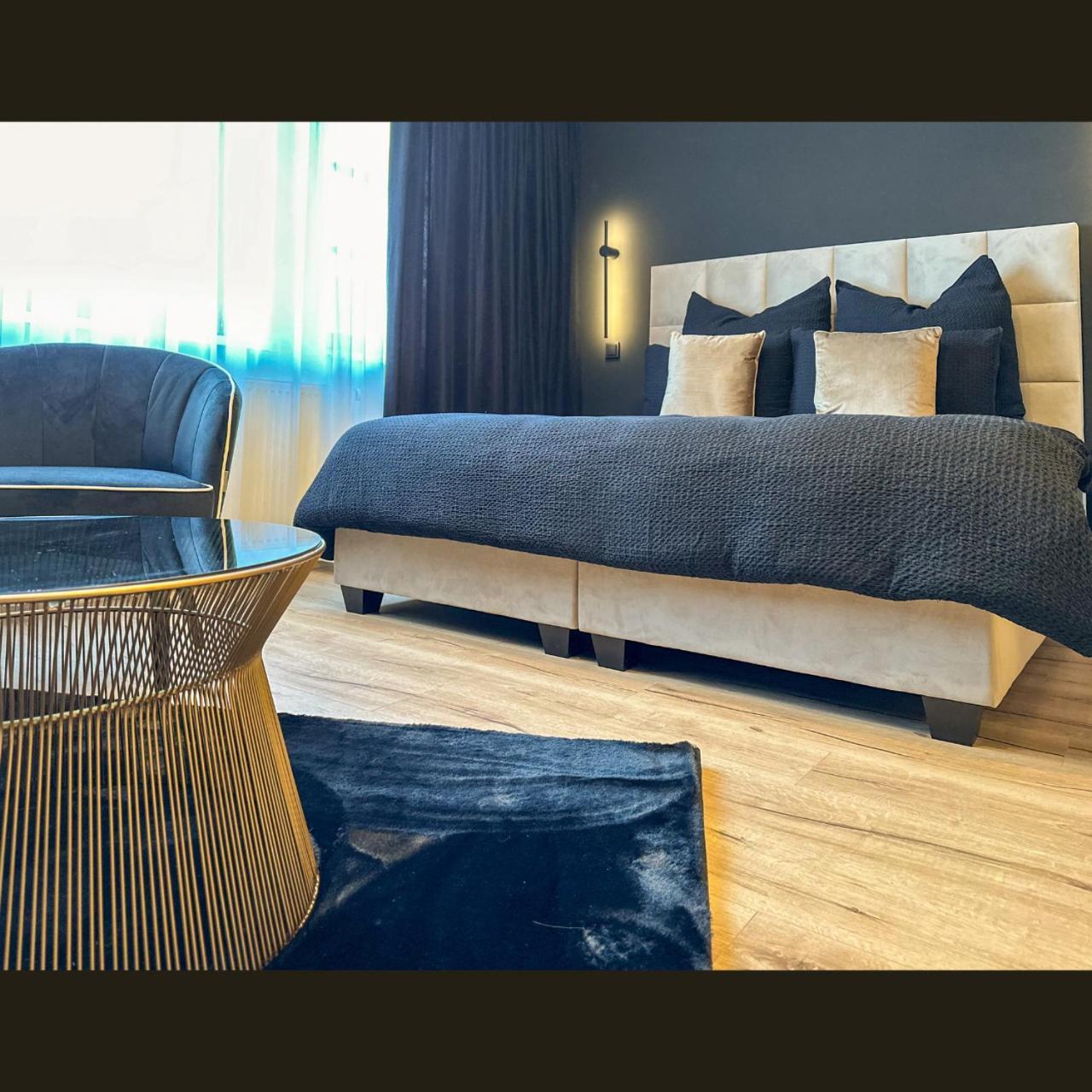 Apartment Noir No 7 โฮลซ์มินเดิน ภายนอก รูปภาพ